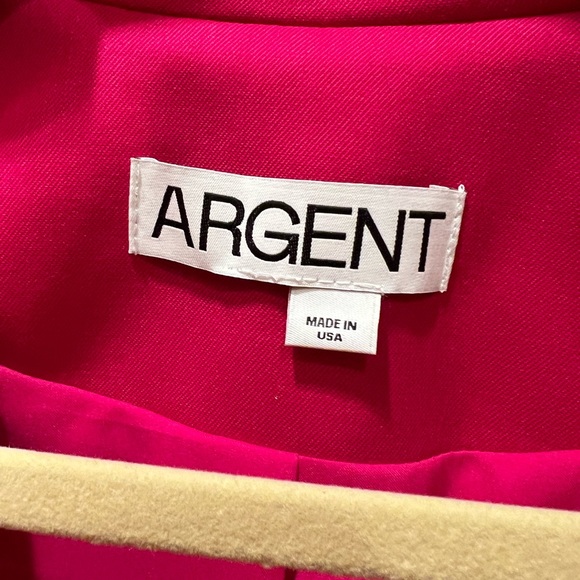 Argent Single Button Blazer in Seasonless Wool - Picture 9 of 13